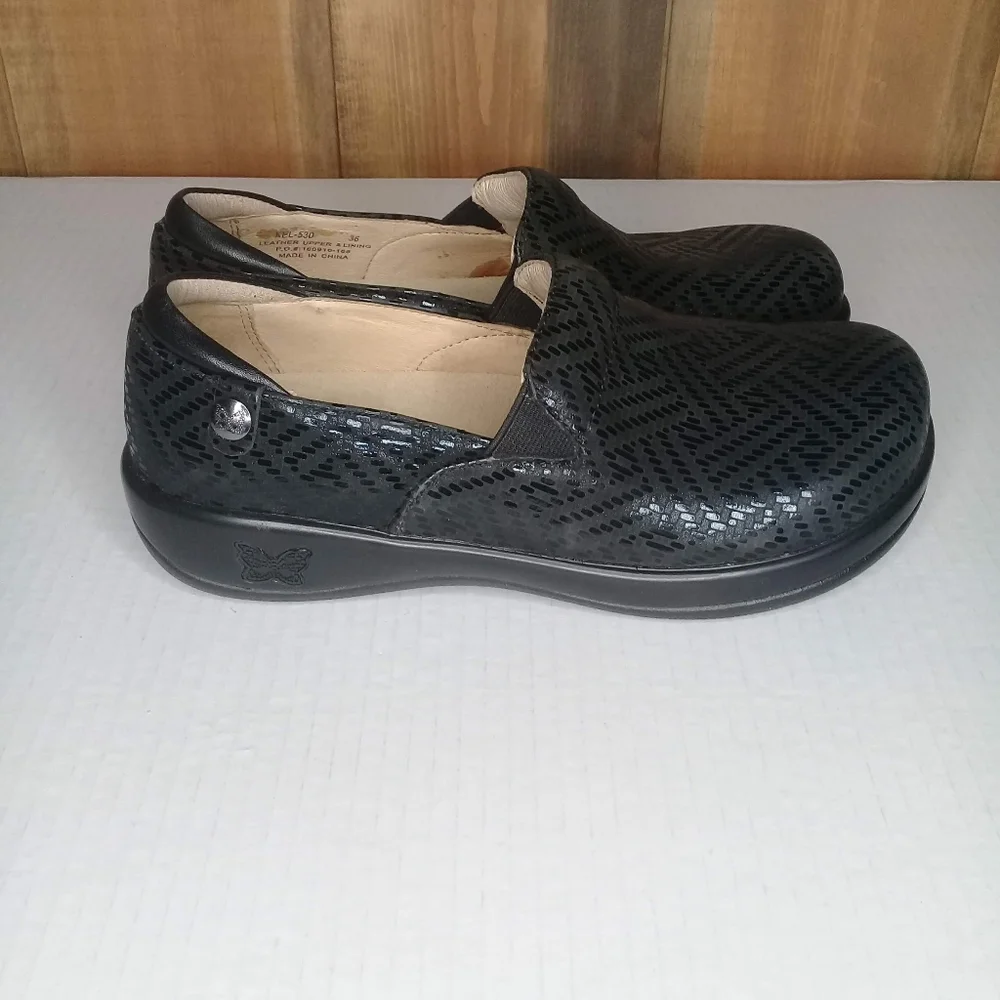 Alegria Keli Pro Black Dazzler Geo Design Nursing Clog Slip On Sz 6.5 - Picture 3 of 10